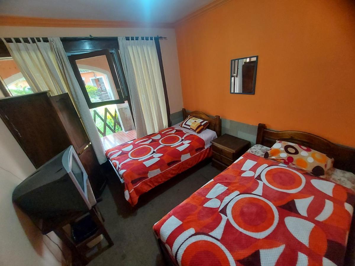 Naupa House Hostel Cochabamba Exterior photo