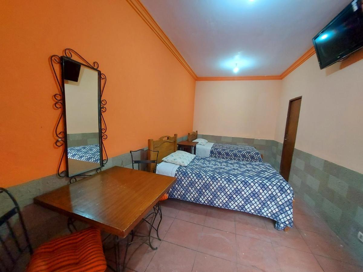 Naupa House Hostel Cochabamba Exterior photo