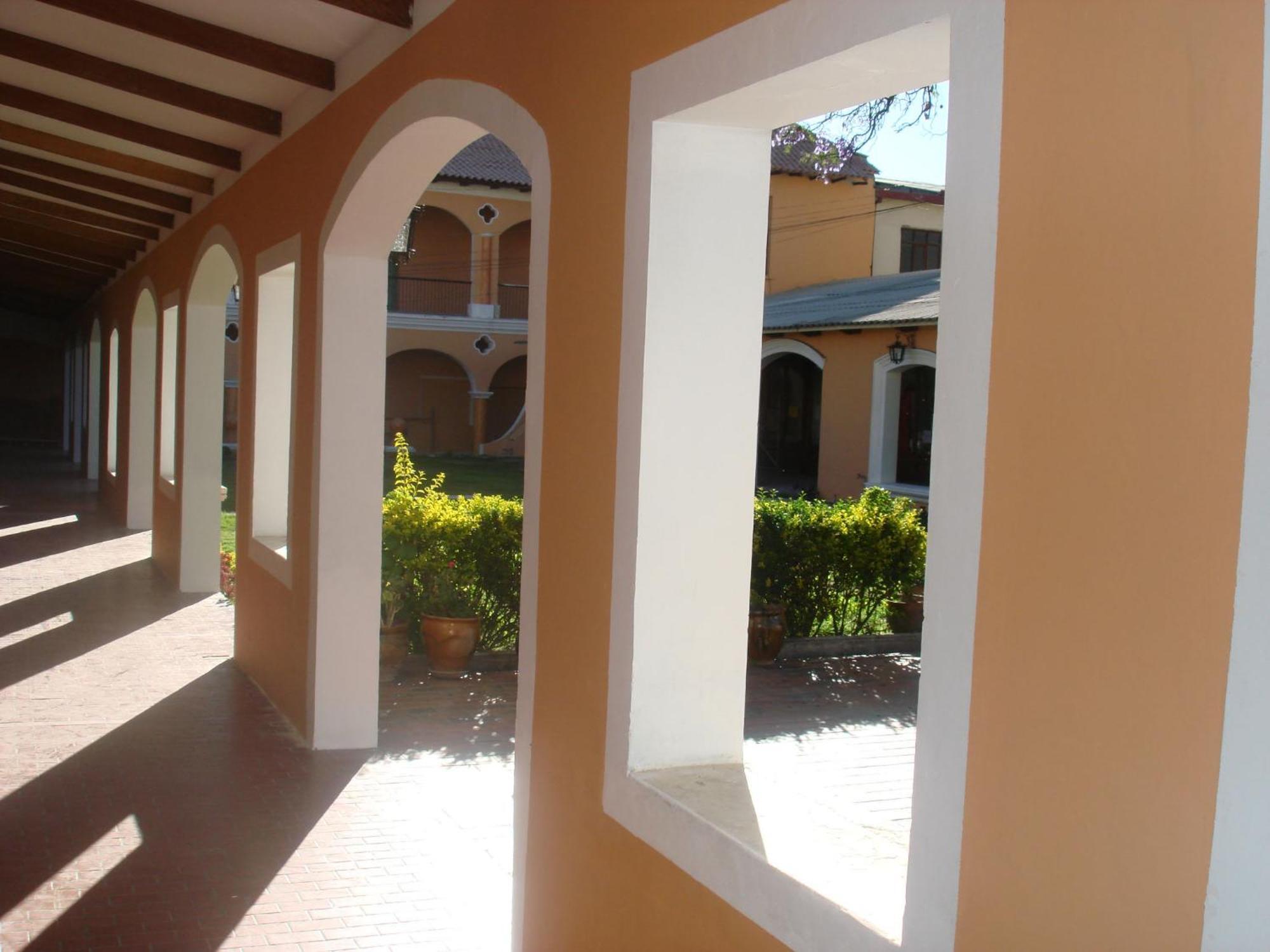 Naupa House Hostel Cochabamba Exterior photo